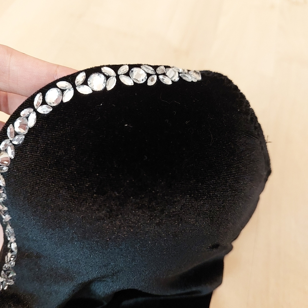 Victoria’s Secret Beaded Velvet Black Bodysuit Size S Brand new with tags - Picture 6 of 7